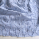 bestickte Webware schmale Streifen Blumen Stickerei Baumwollstoff, hellblau wei�