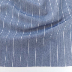 Webware mit Stretch Nadelstreifen, wei� jeansblau