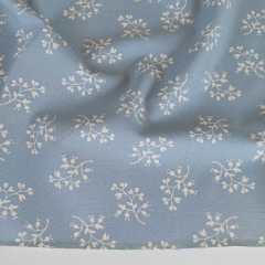 Baumwollstoff Blumenzweige Allover Webware Meterware hellblau (stahlblau)