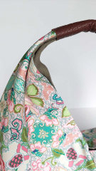 Polyester Satin Stoff Kelchblumen, apricot mintgr�n