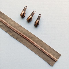 1 m Rei�verschluss metallisiert KUPFER 6,5 mm Spirale + 3 Schieber, taupe