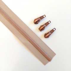 1 m Rei�verschluss metallisiert KUPFER 6,5 mm Spirale + 3 Schieber, beige