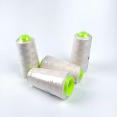 Overlockgarn 4 Rollen, ecrue