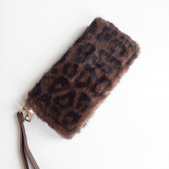 Fake Fur Fellimitat Geldb�rse Portemonnaie Leopardenmuster Ziparound - dunkelbraun