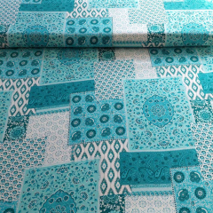 Viskose Stoff Popelin Webware Blumen Patchwork Look, mint