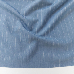 Webware mit Stretch Nadelstreifen, wei� jeansblau